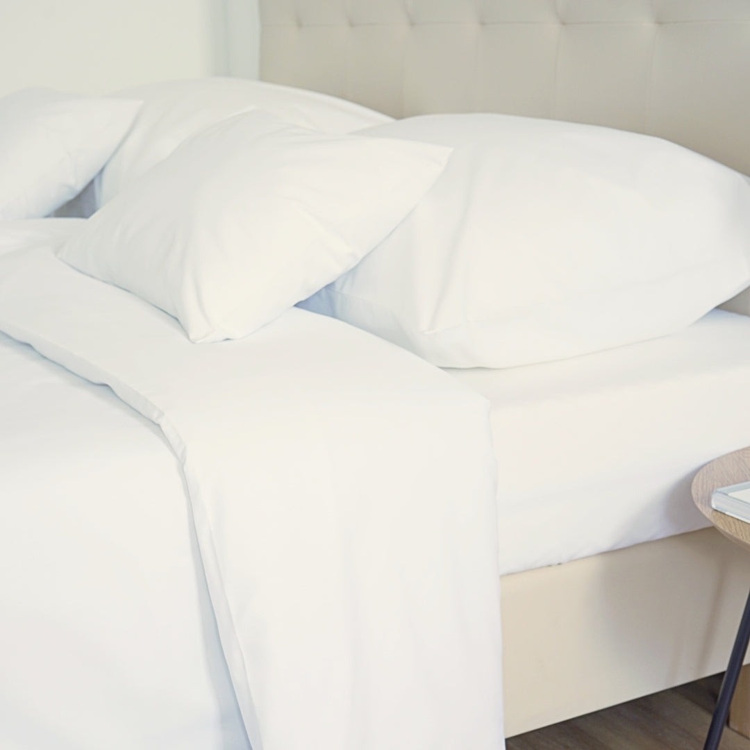 Hotel-Bettlaken aus Baumwollleinen – 50 % Baumwolle – 50 % PE – zum Umklappen – 3er-Set – 142 g/m² – verpackt