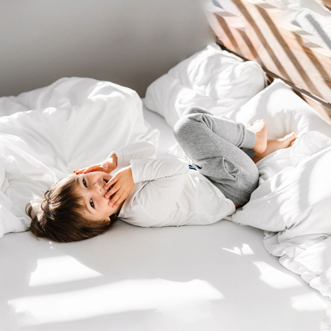 Weißes Kinder-Spannbettlaken - 135 g/m2