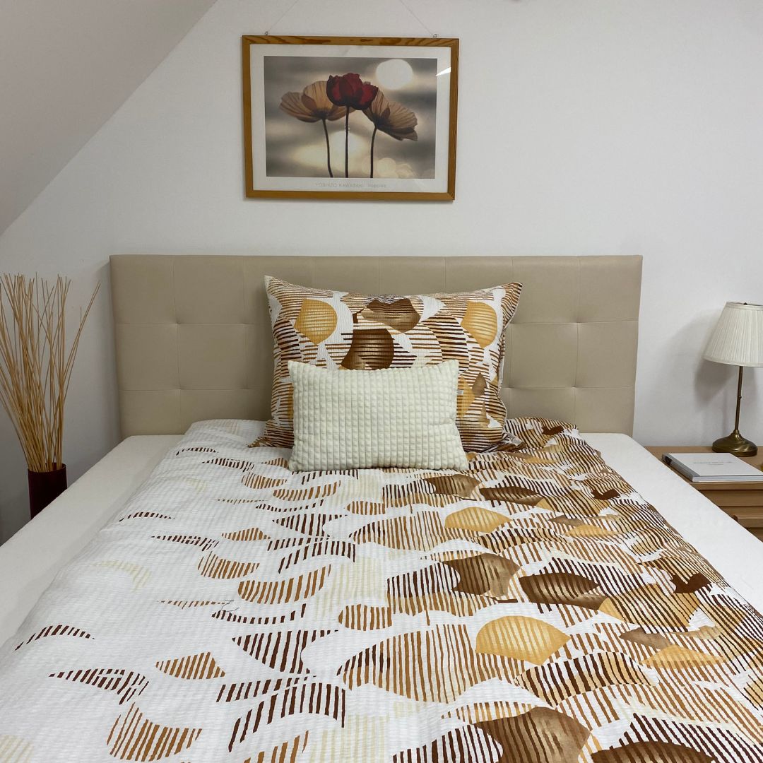 Cream decorative pillow - 35x55 cm