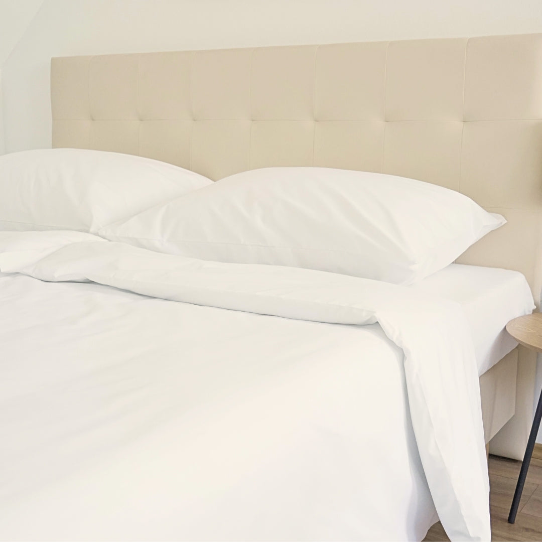 Hotel pamutvászon ágyneműhuzat - 50% Pamut - 50% PE - áthajtós - 2 db-os szett - 142 gr/m2 - csomagos