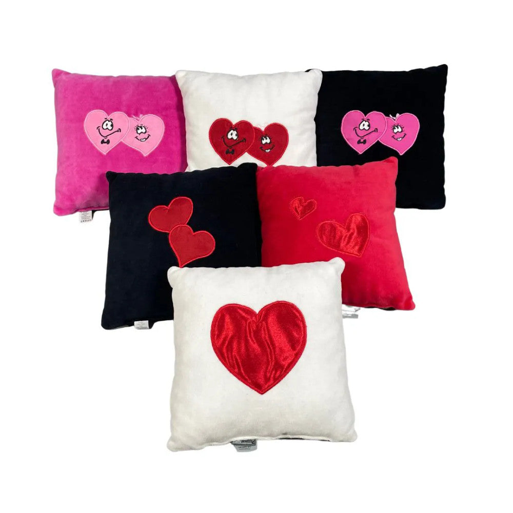 Szívecskés díszpárna - plüss - kicsi