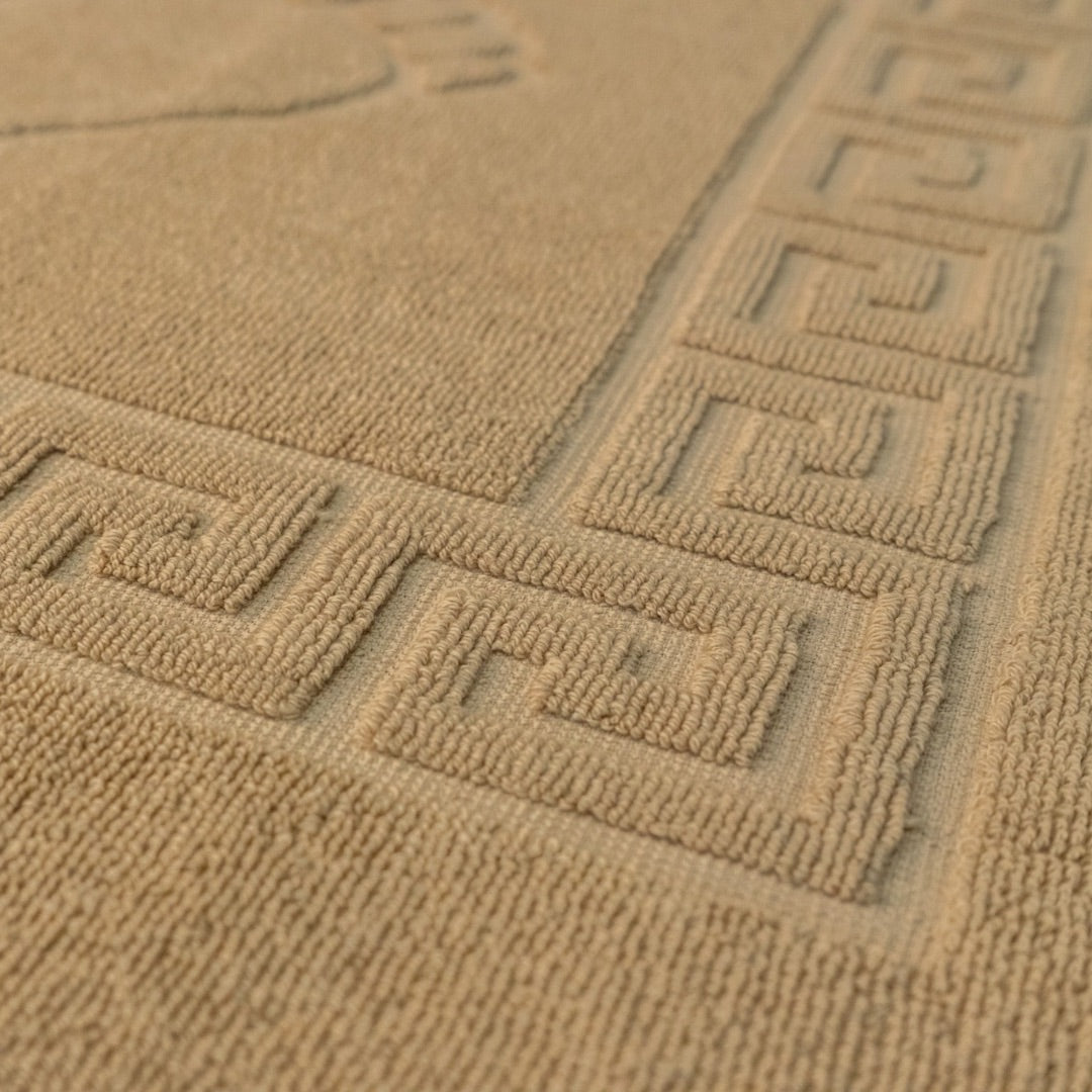 Bathtub exit - beige with footrest - 600 gr/m2