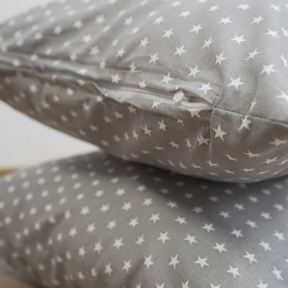 Gray star zippered pillow with insert