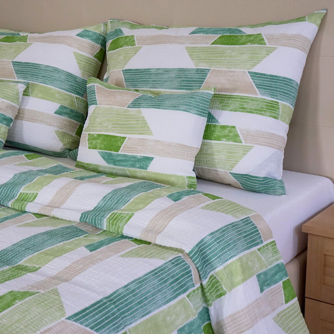 Crepe bed linen set of 3 - Green pattern