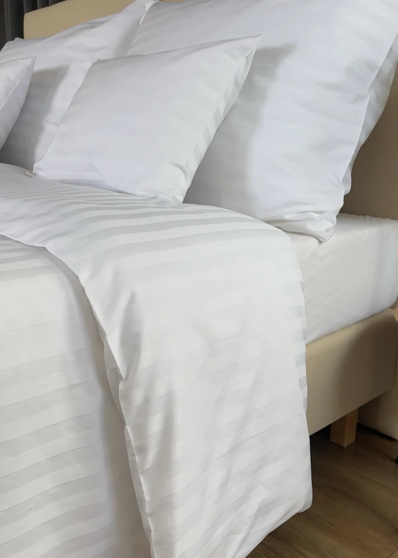 Hotel-Satin-Bettlakenset mit 2 cm Streifen, 100 % Baumwolle, zum Umschlagen, 3er-Set, 140 g/m², verpackt