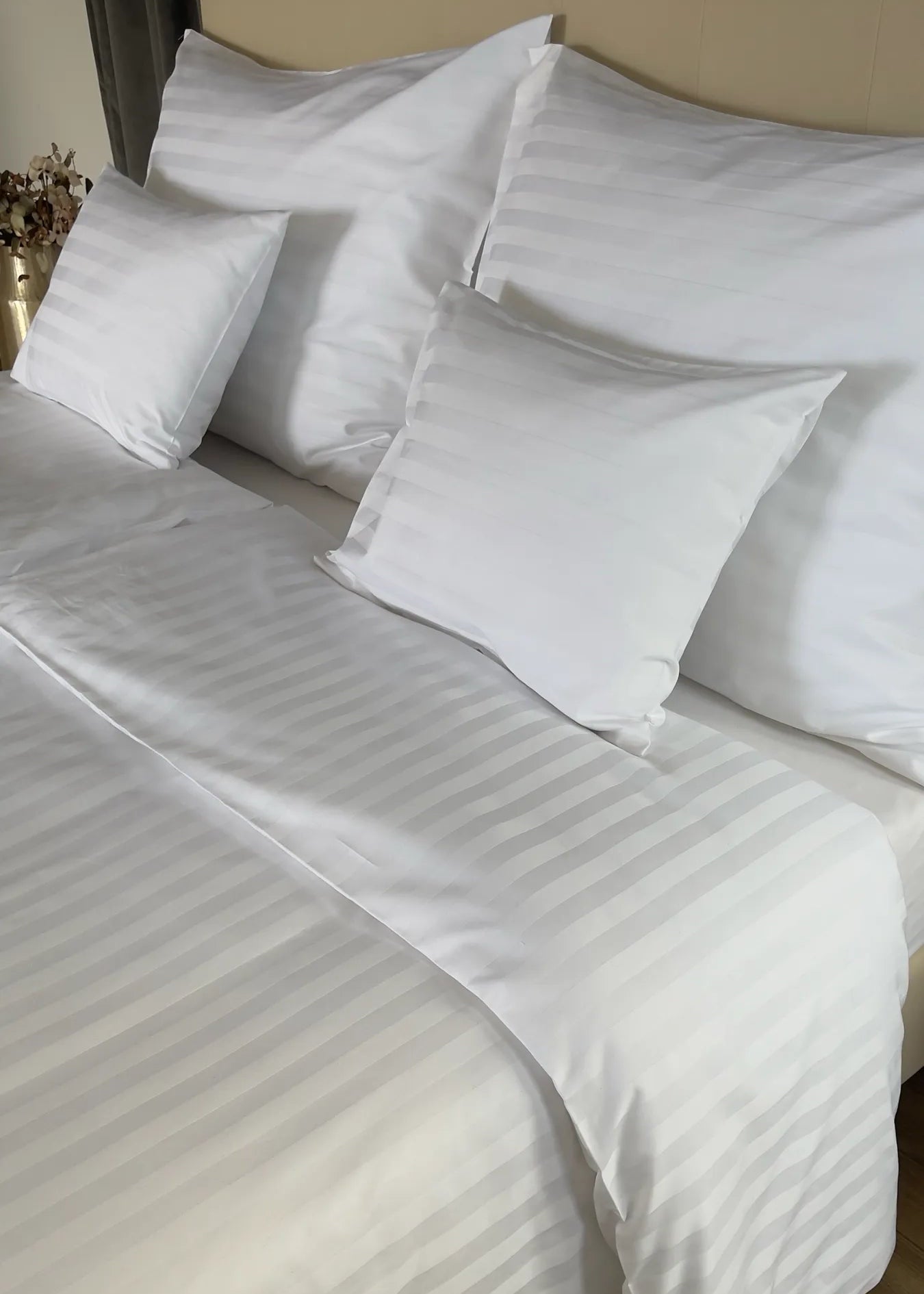 Hotel-Satin-Bettlakenset mit 2 cm Streifen, 100 % Baumwolle, zum Umschlagen, 3er-Set, 140 g/m², verpackt