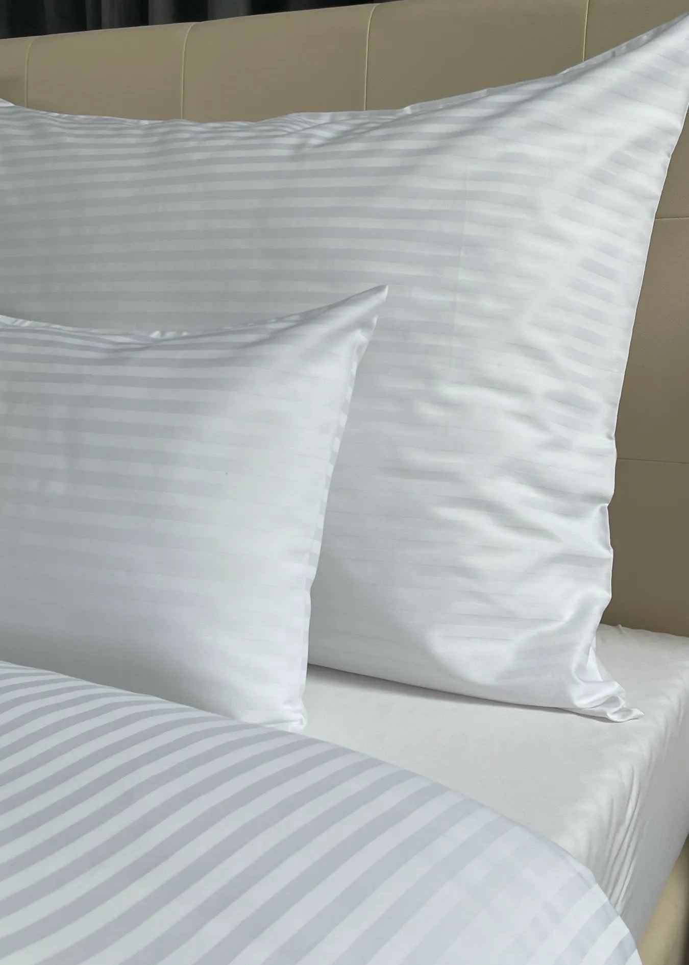 Hotel satin 1 cm striped bed sheet set 100% cotton - fold-over - set of 3 - 140 gr/m2 - packaged