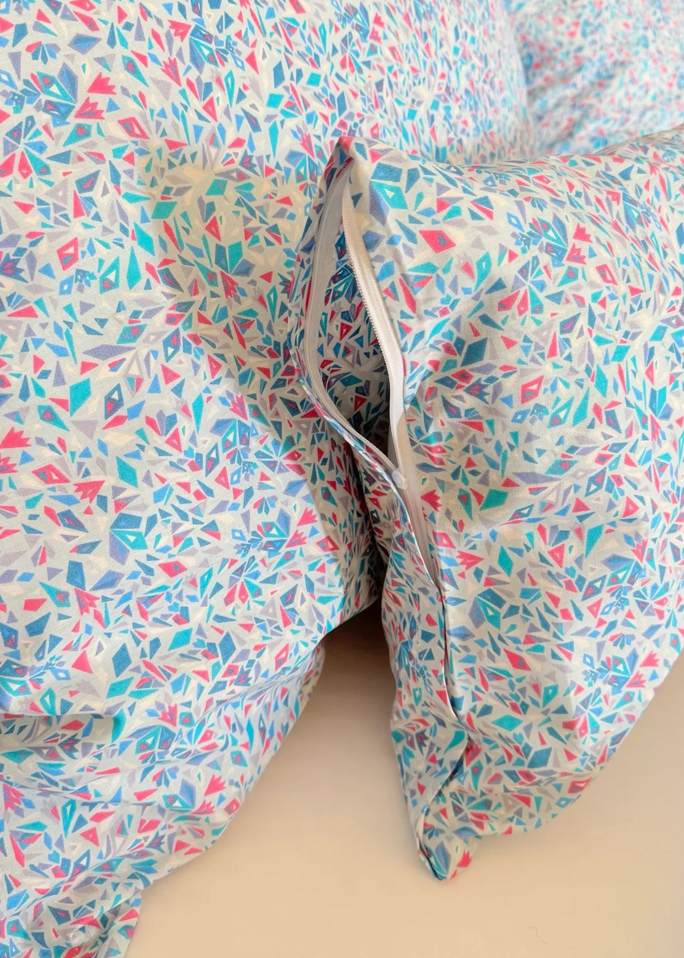 Pamut párnahuzat - Geometrikus türkiz mozaik