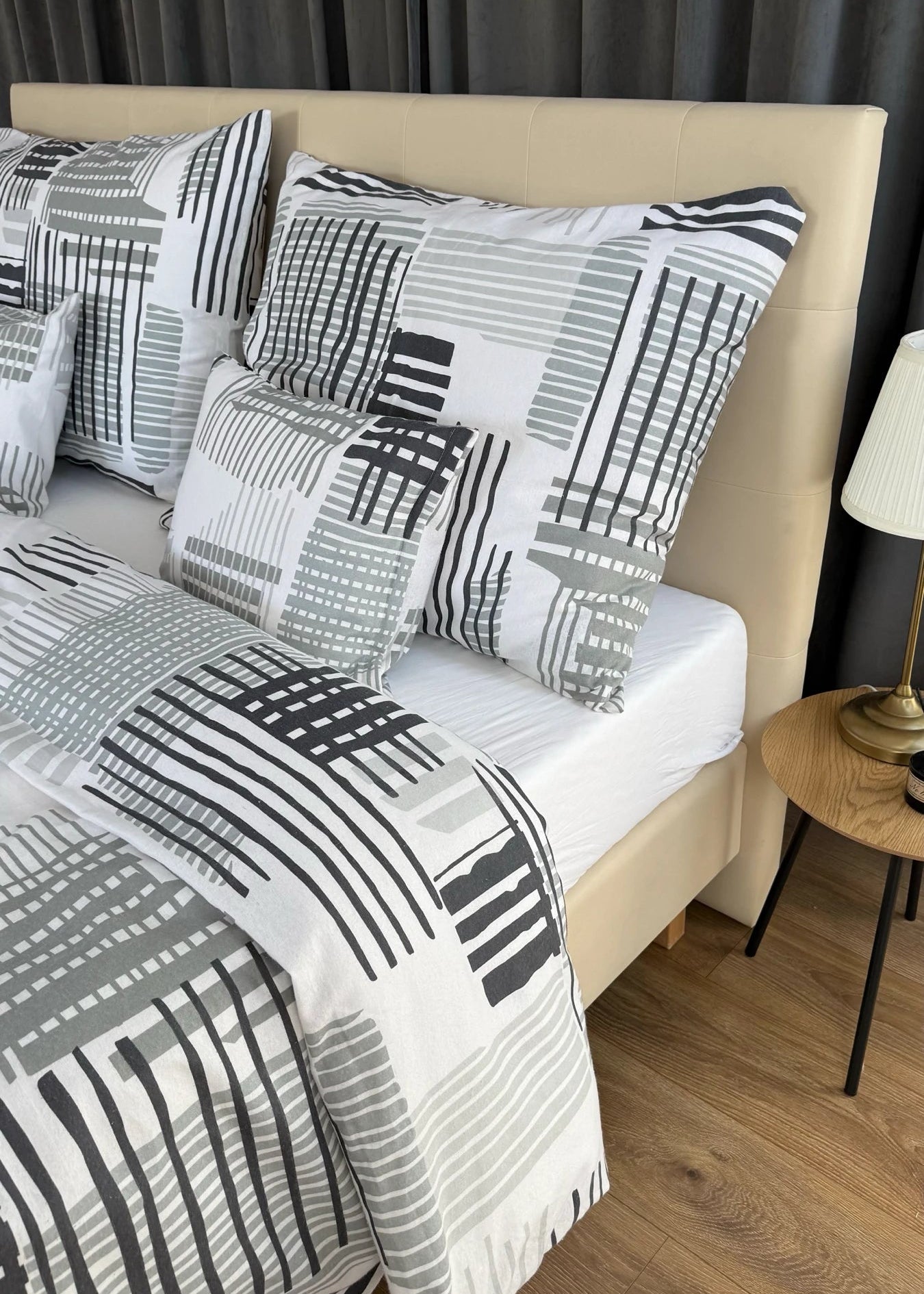 Flannel bedding set - 3 pieces - Grey/white