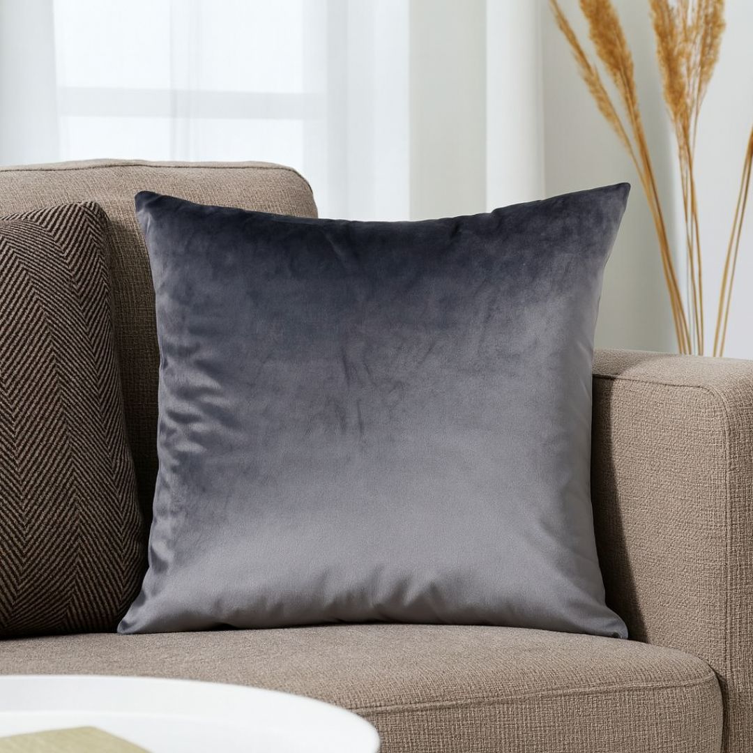 Moss green velvet decorative pillow - with insert - 45x45 cm