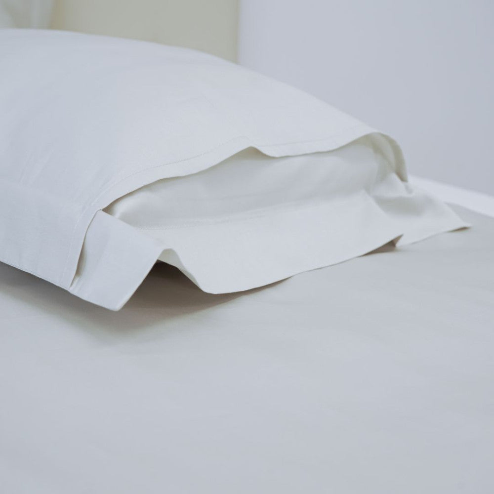 Kissenbezug aus Baumwollsatin mit englischer Kante - Hellgrau - TC 250