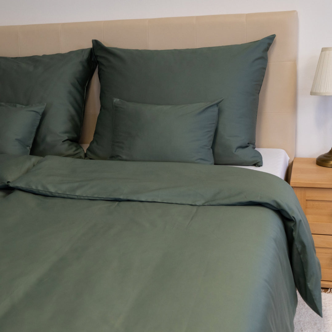 Olivazöld egyszínű szatén ágyneműhuzat garnitúra - TC 300