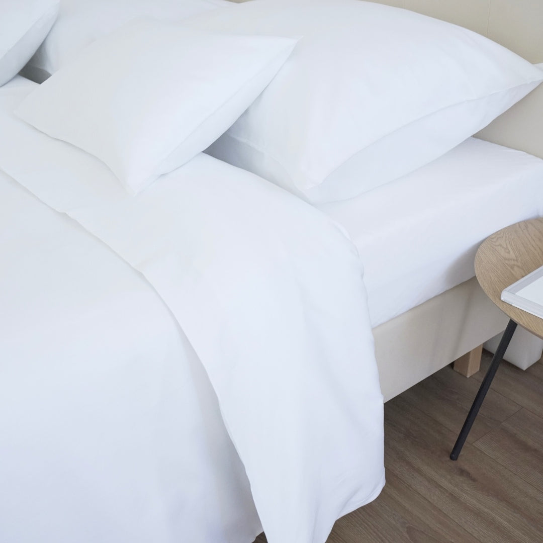 Weißes Satin-Bettlaken-Set, 100 % Baumwolle – mit Reißverschluss – 3er-Set – 130 g/m2