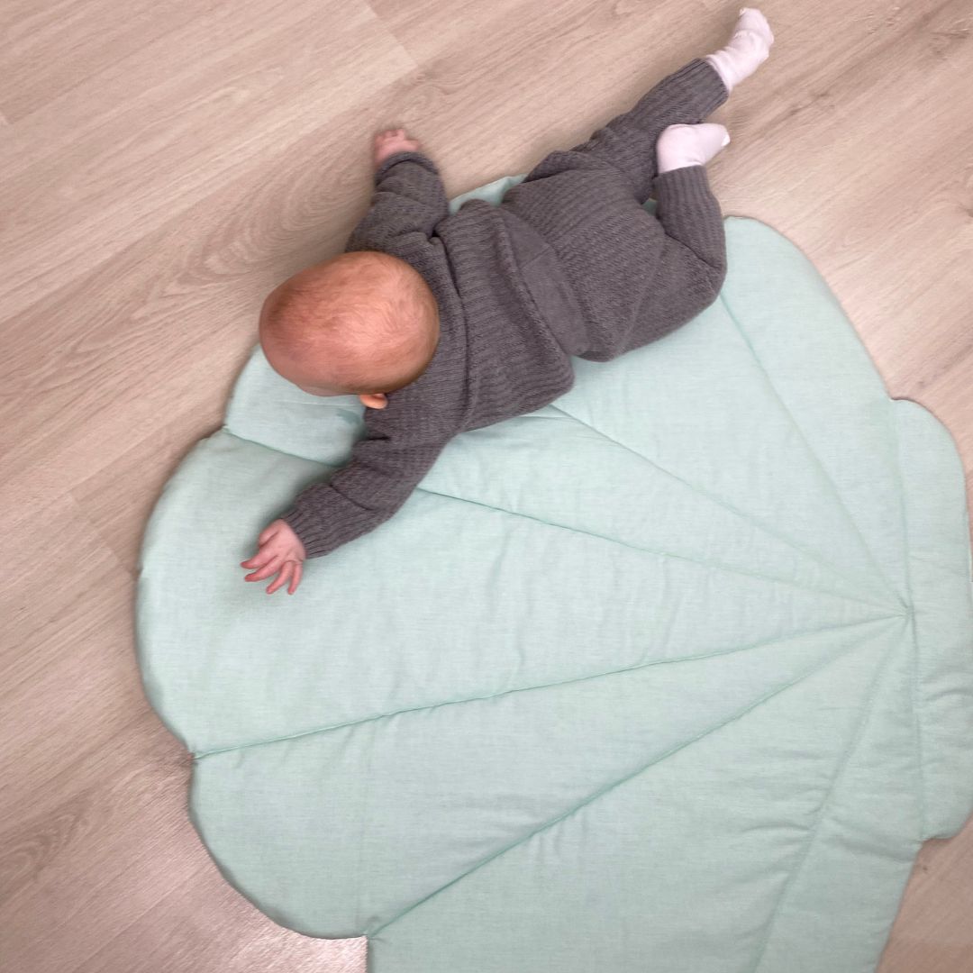 Shell children's play mat and blanket - mint