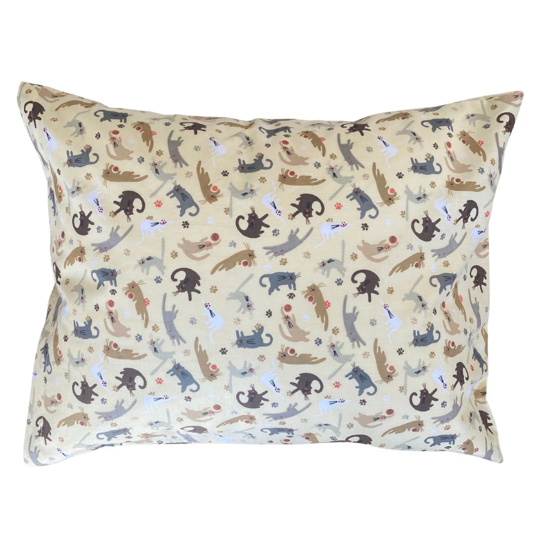 Cotton pillowcase - Jumping cats