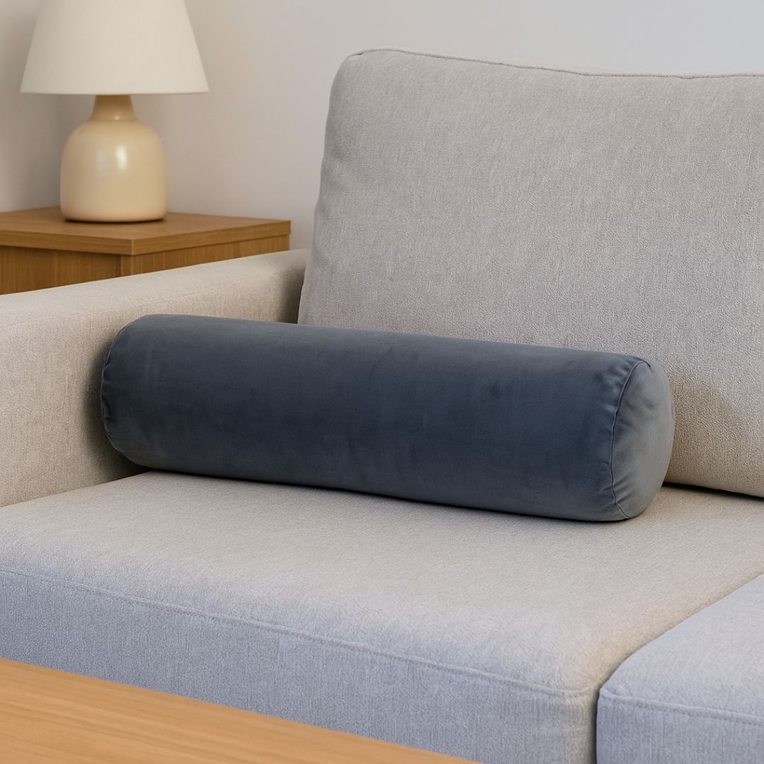 Moss green velvet decorative pillow - with insert - 45x45 cm