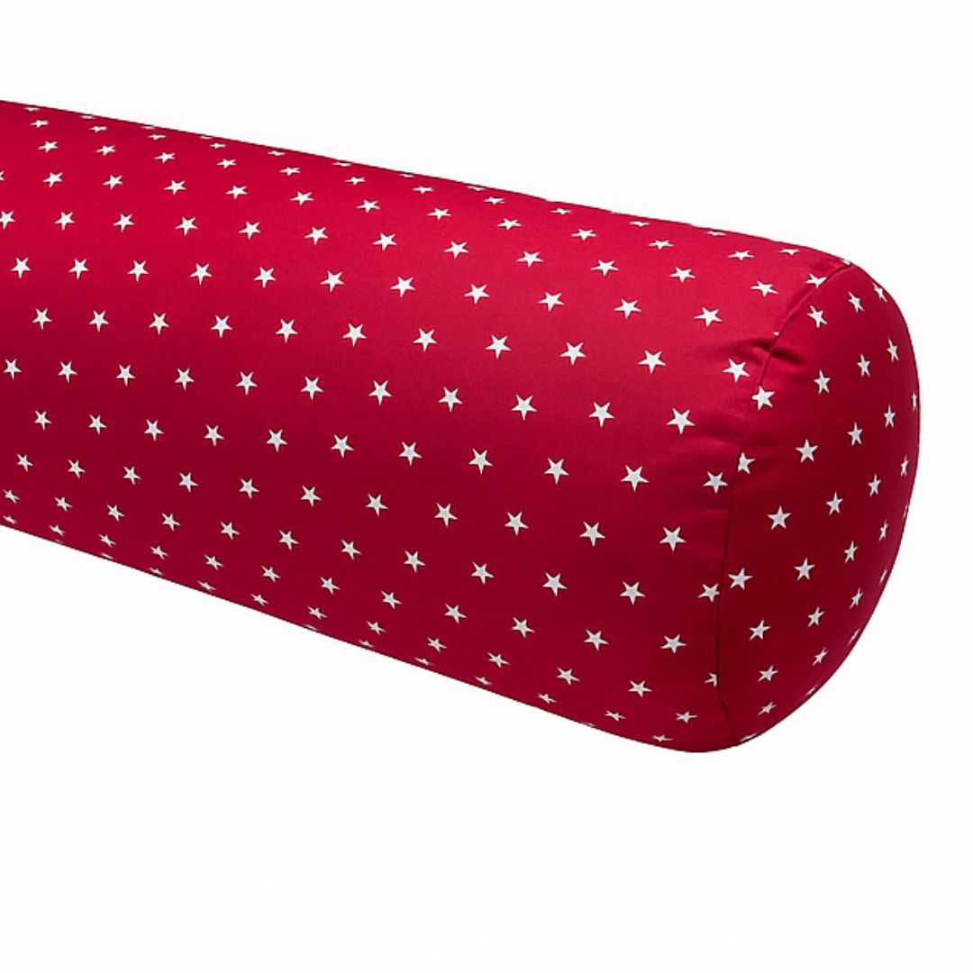 Großes Zylinderkissen - rotes Sternenmuster