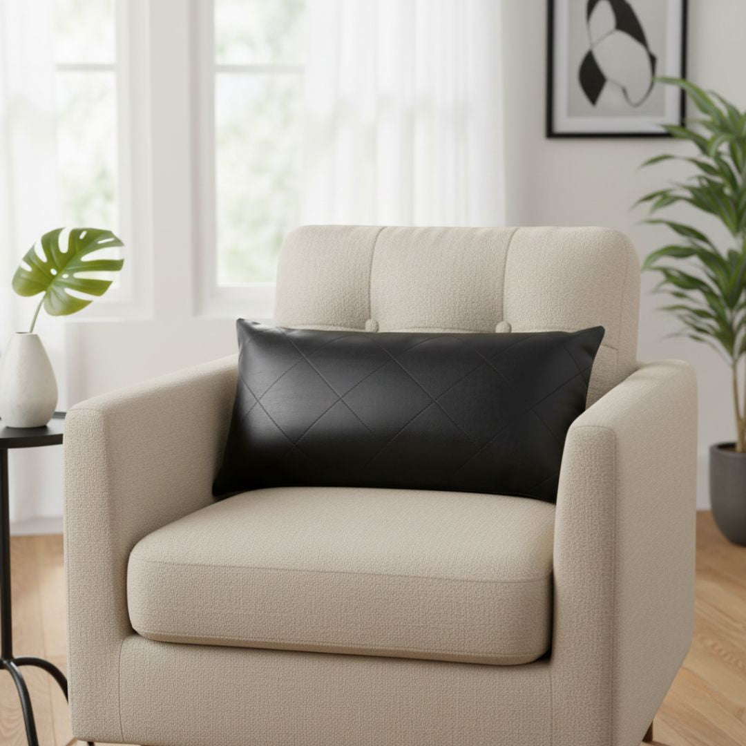 Díszpárna, betéttel - cipzáros - Fekete steppelt bőrhatású 30x60 cm