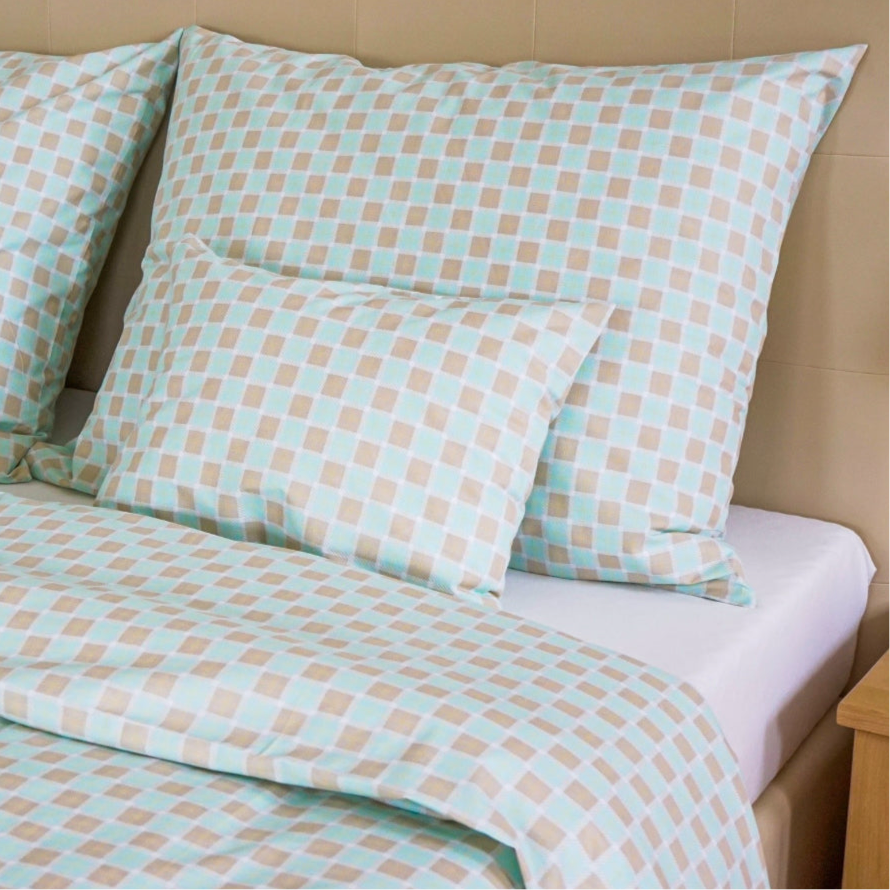 Cotton bed linen set - Light blue checkered
