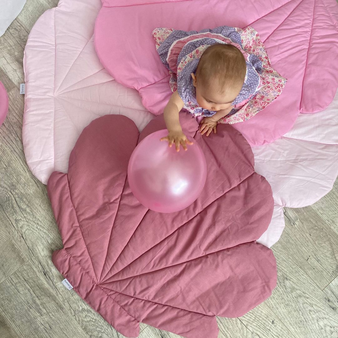 Shell children's play mat and blanket - mauve