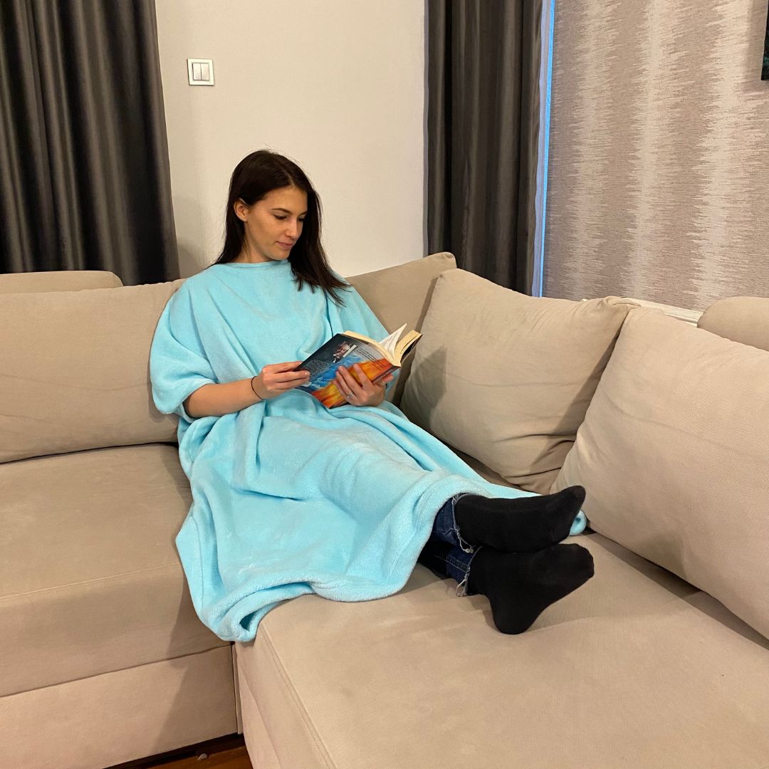 Beige polka dot bedspread