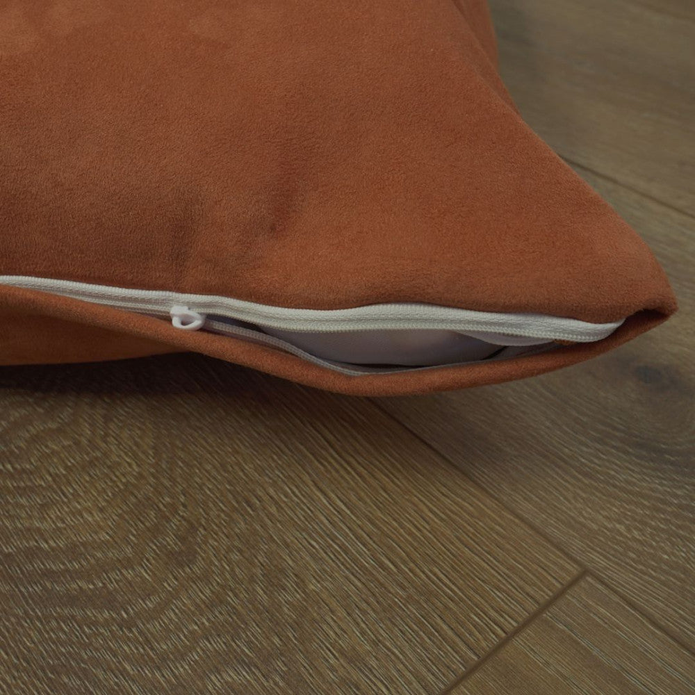 Dekokissen aus lachsfarbenem Samt – mit Einlage