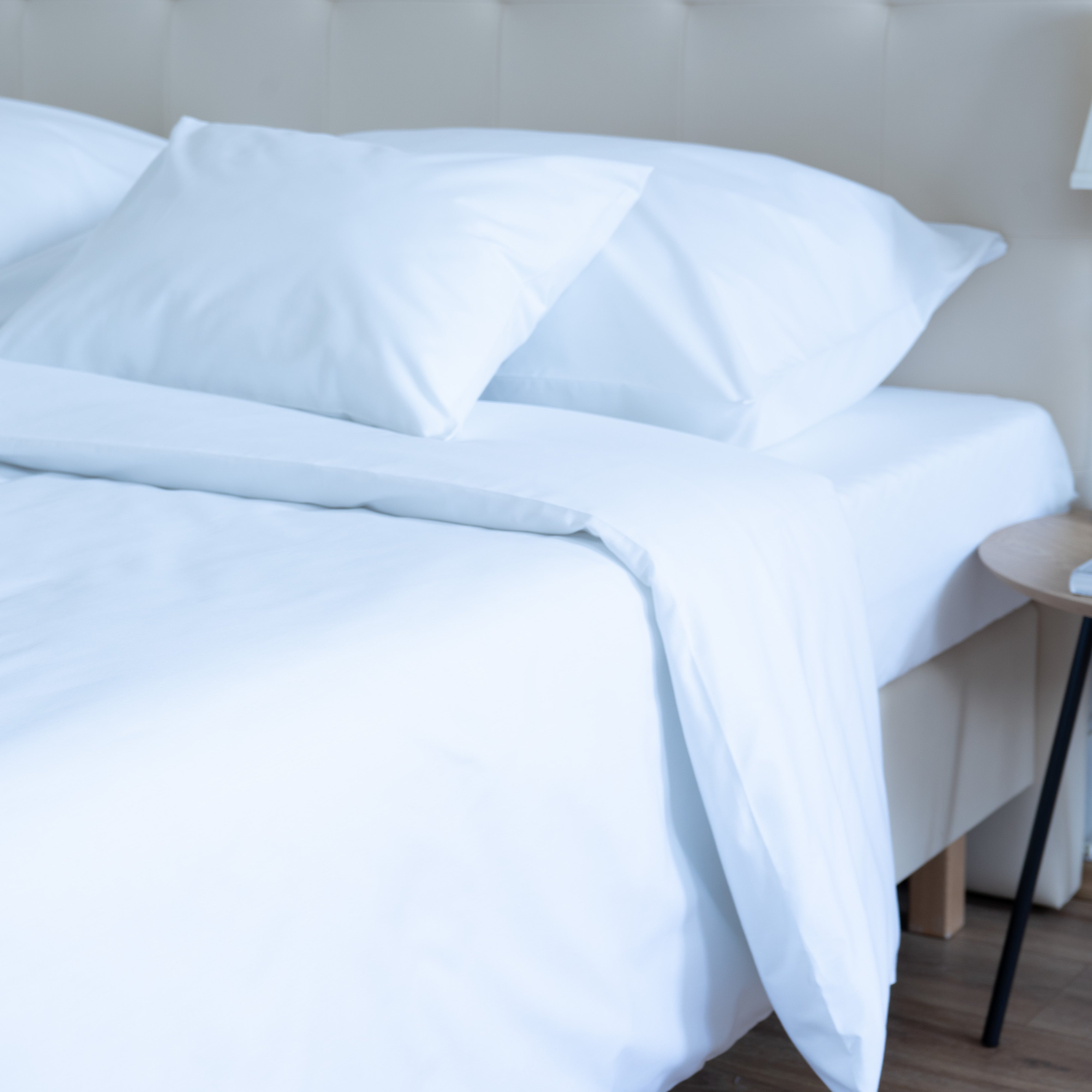 Hotel 100% cotton linen bed sheet set - fitted - 3-piece set - 146 gr/m2 - packaged