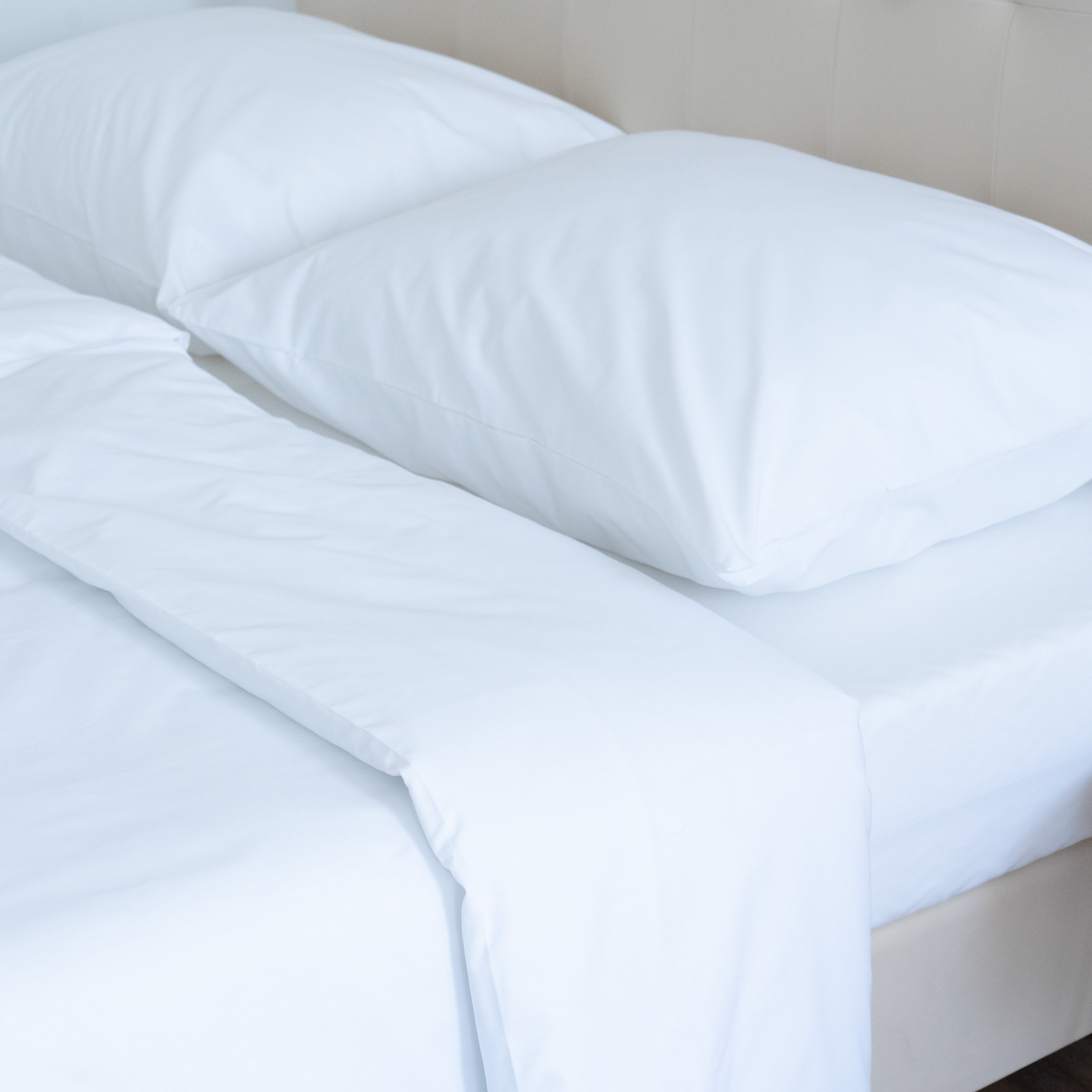 Hotel 100% cotton linen bed sheet set - fitted - set of 2 - 146 gr/m2 - packaged