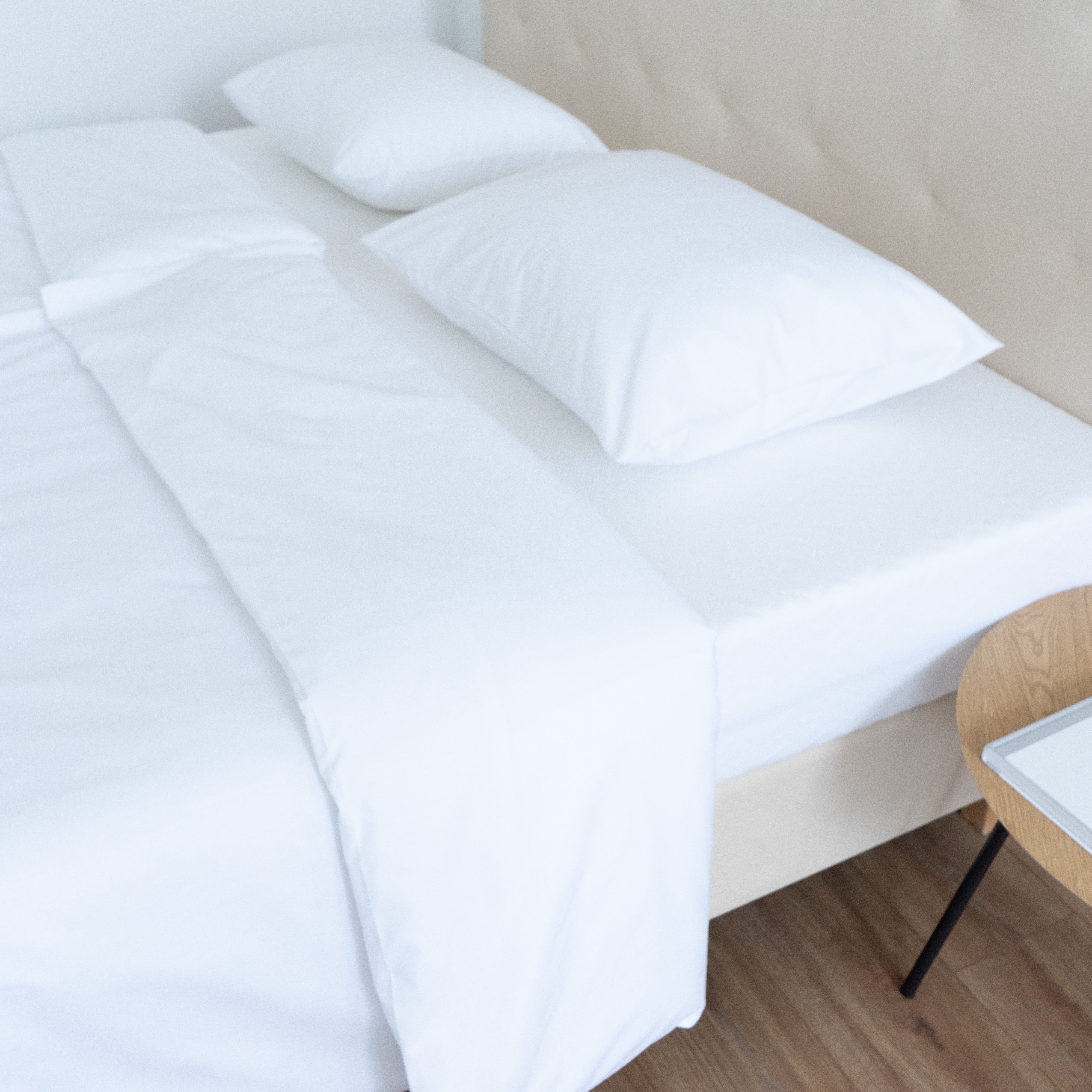 Hotel 100% cotton linen bed sheet set - fitted - set of 2 - 146 gr/m2 - packaged