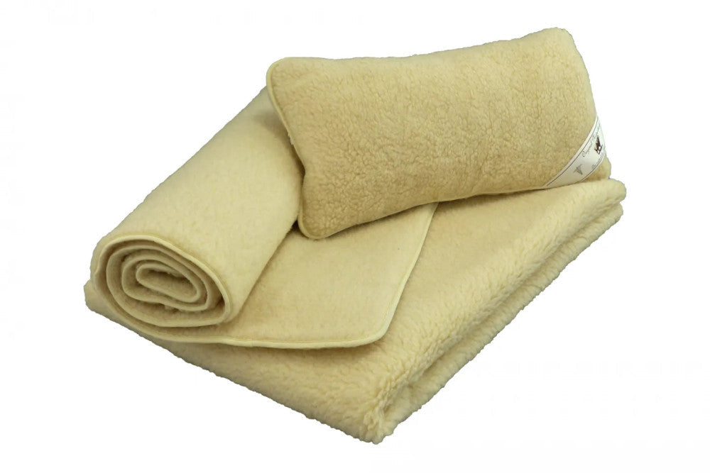 Gyapjú Euro garnitúra kétoldalas - 600 gr/m2