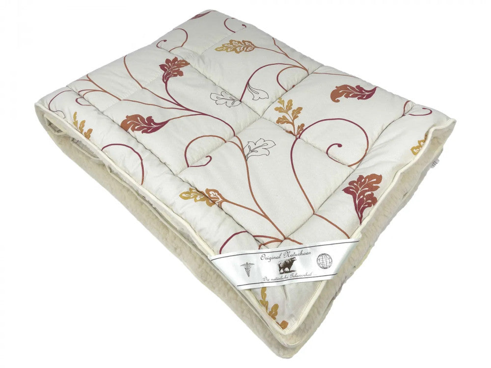 Winterdecke aus Merinowolle und Baumwolle – Beige/Blättermuster