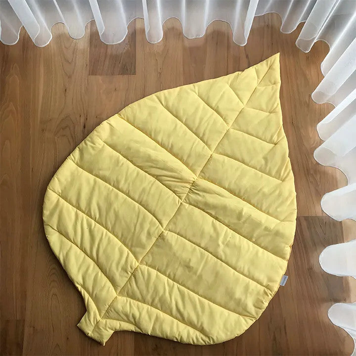 Leaf children's play mat and blanket - yellow
