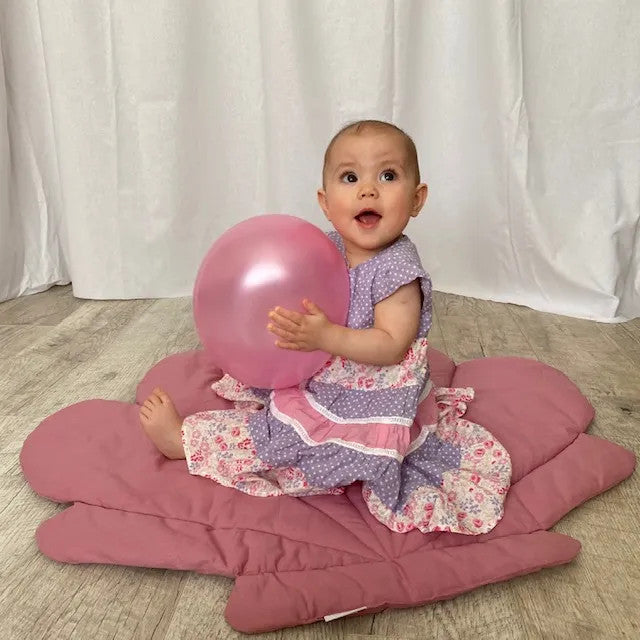 Shell children's play mat and blanket - mauve