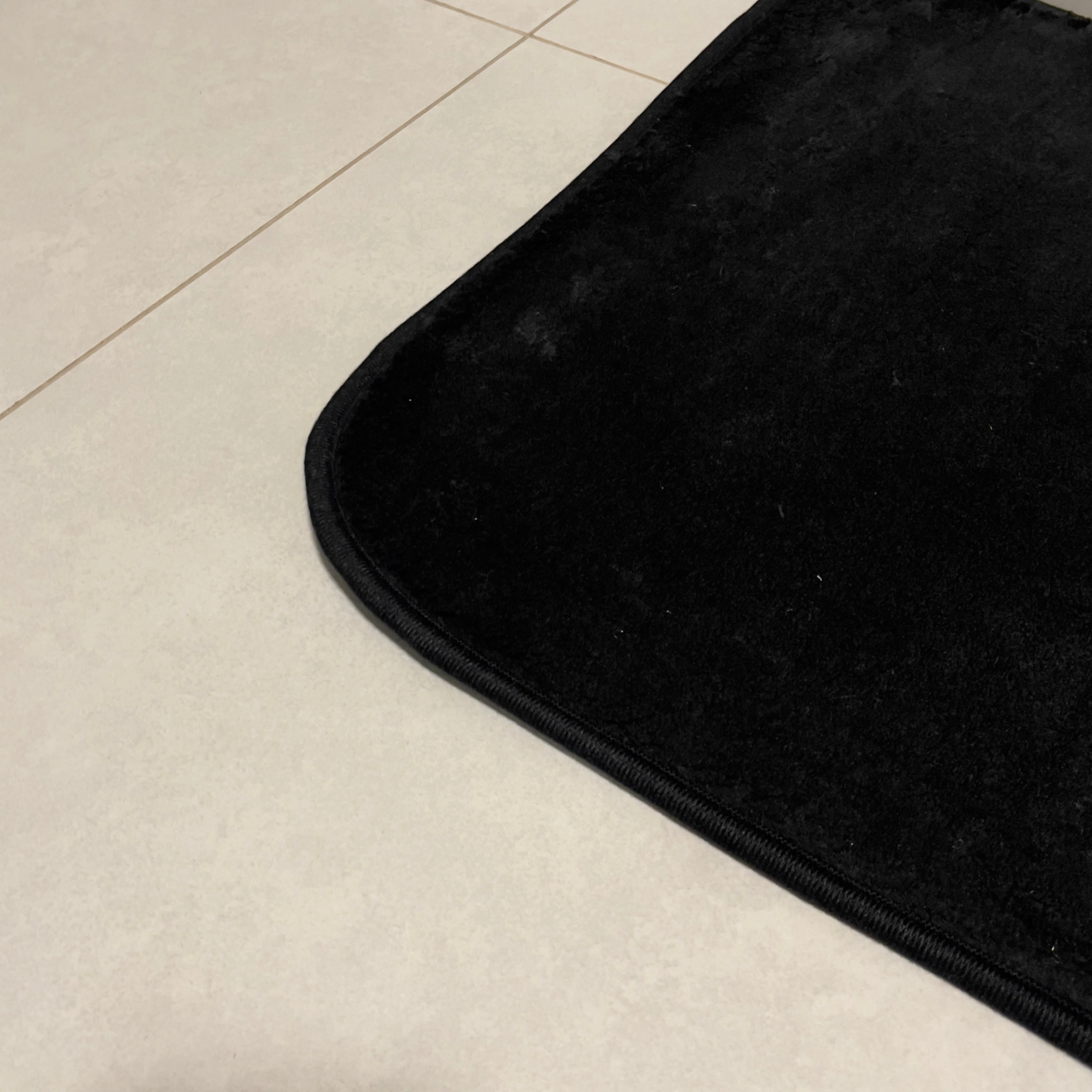 Schwarzes Badezimmerteppich-Set – 2-teilig – 50x80, 40x50 cm