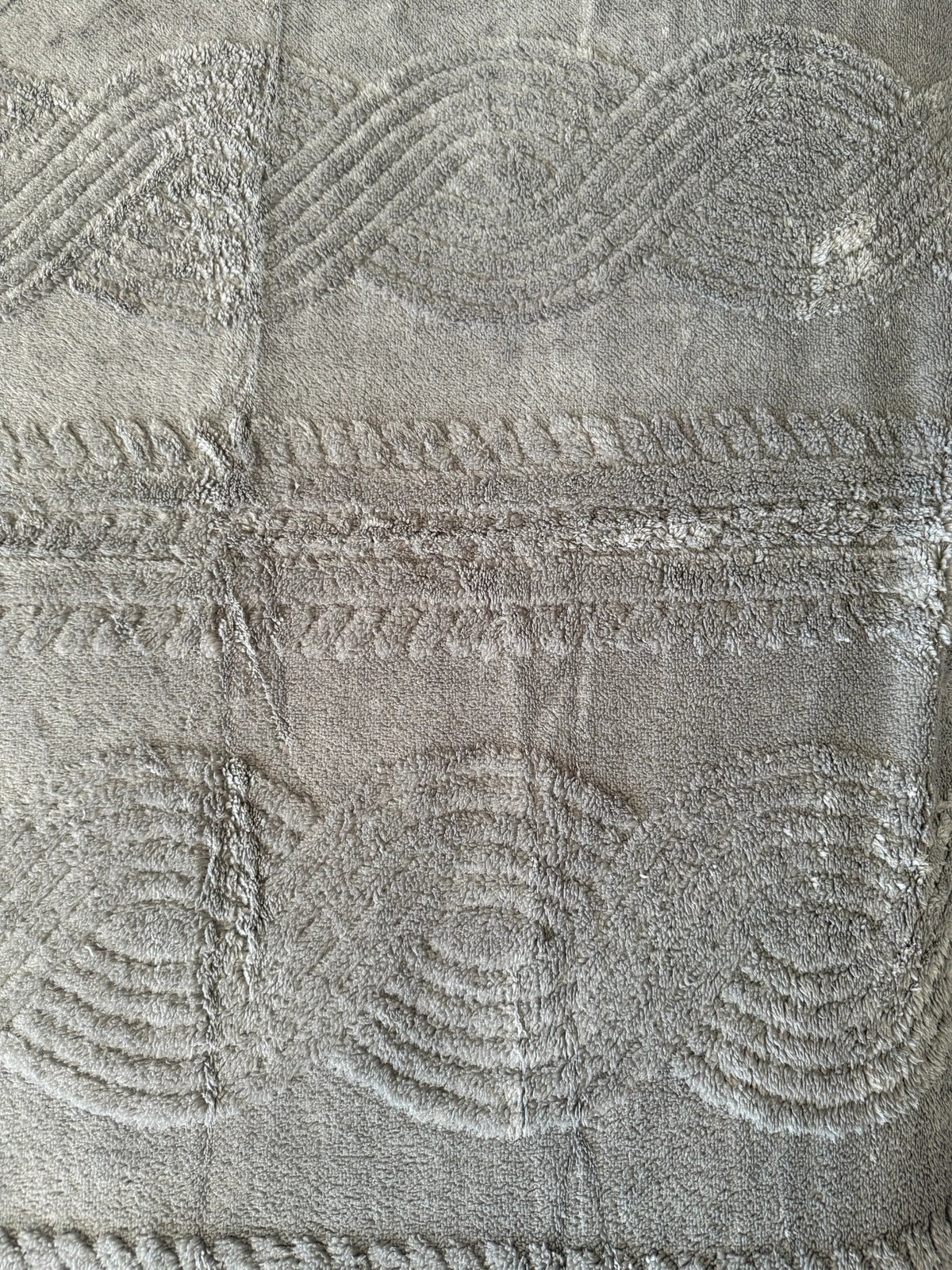 Medium brown soft blanket