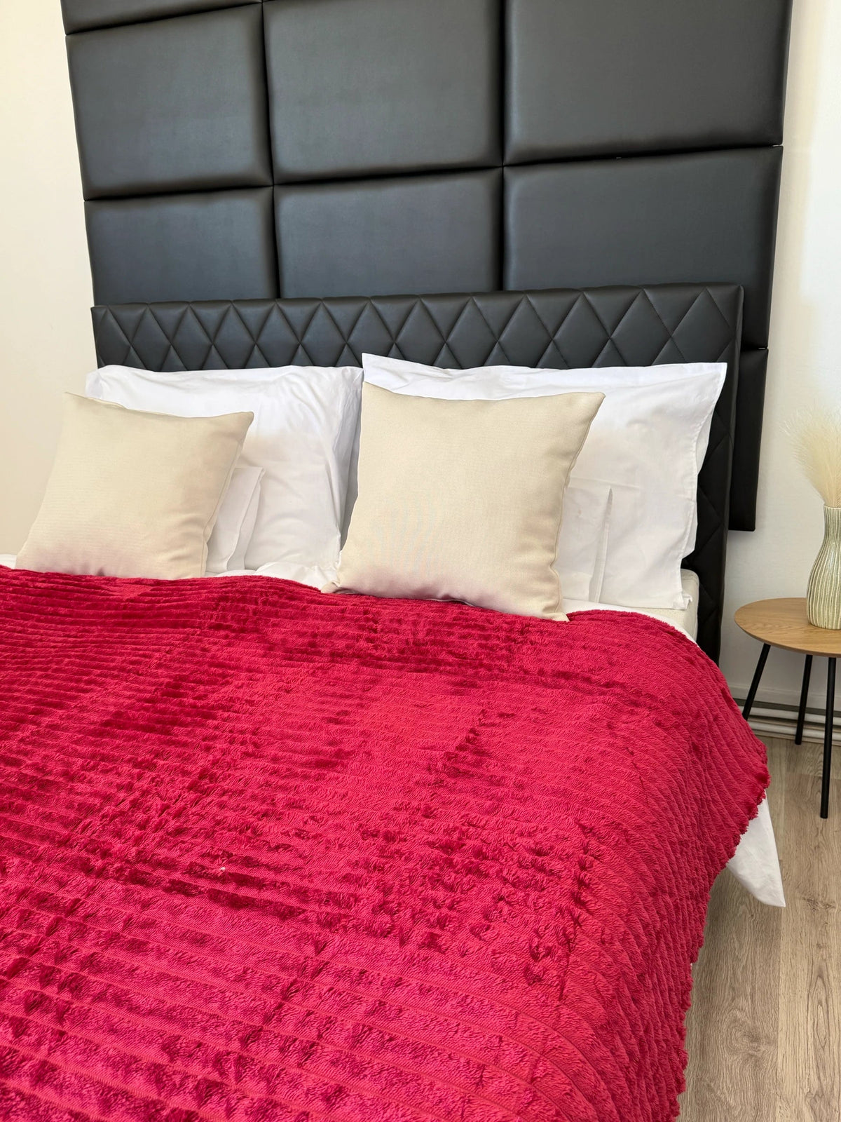 Mittelbraune, weiche Decke