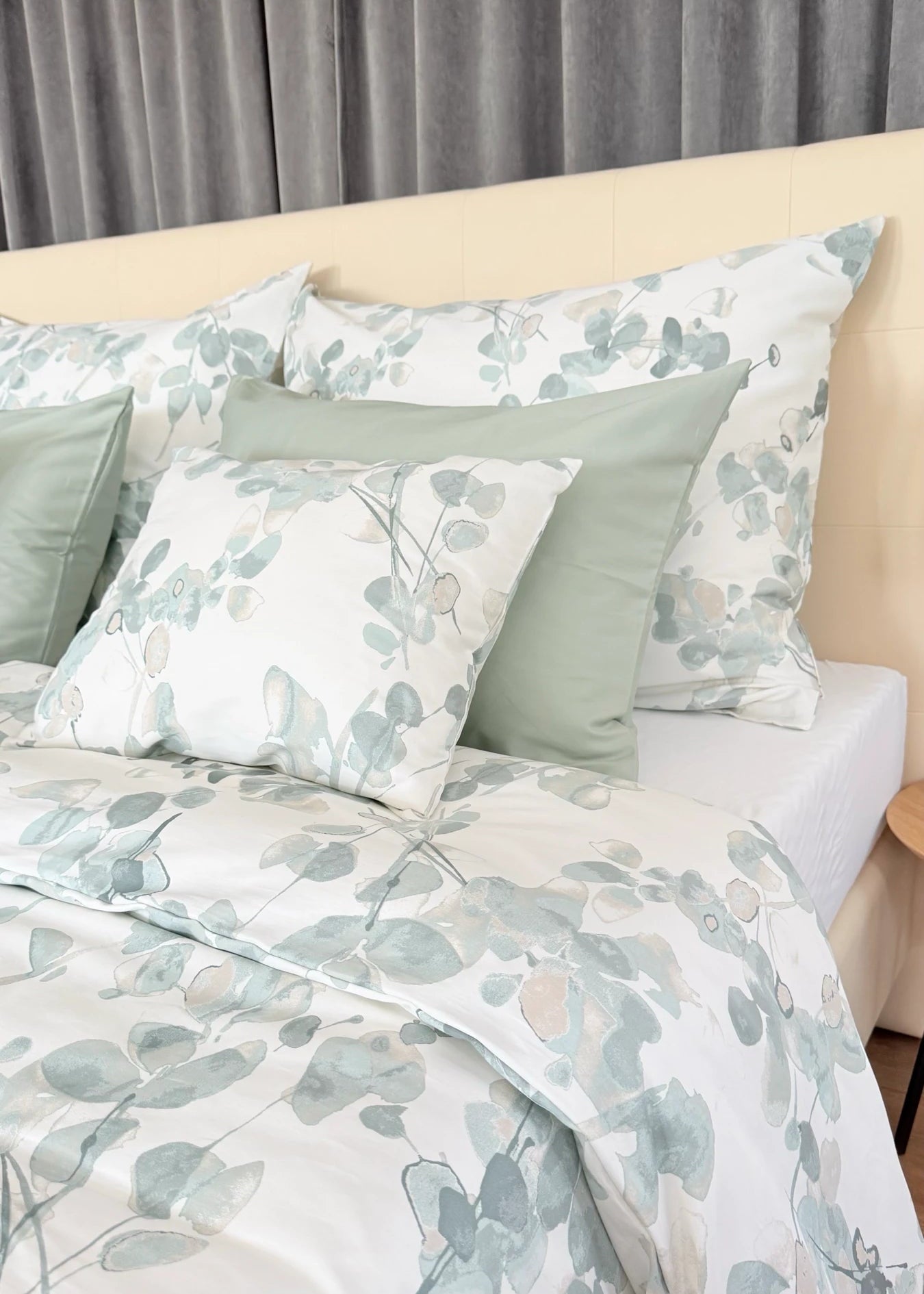 Mintfarbenes, einfarbiges Satin-Bettwäscheset – TC 300