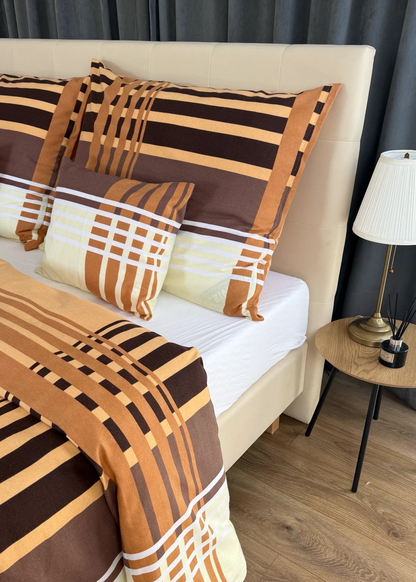 Flannel bedding set - 3 pieces - Beige/white