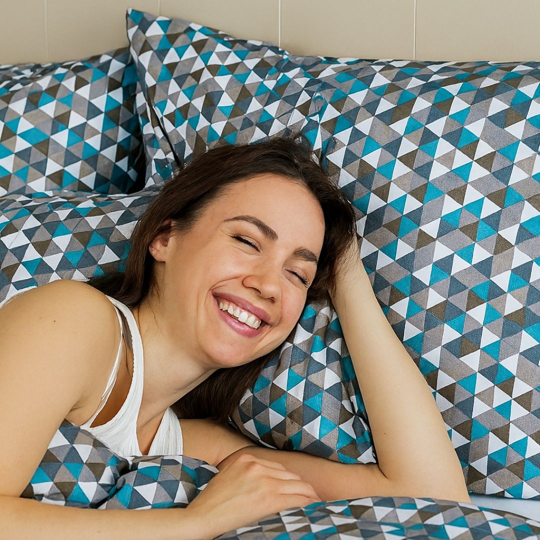 Cotton bed linen set - Blue triangle pattern