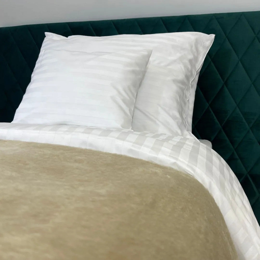 Cotton-Acrylic Hotel Blanket - Cream