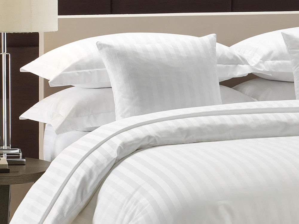 Hotel 2 cm Streifendamast Kissenbezug – 50% BW - 50% PE