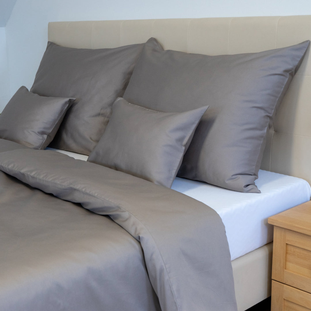 Taupe satin duvet cover - refined elegance