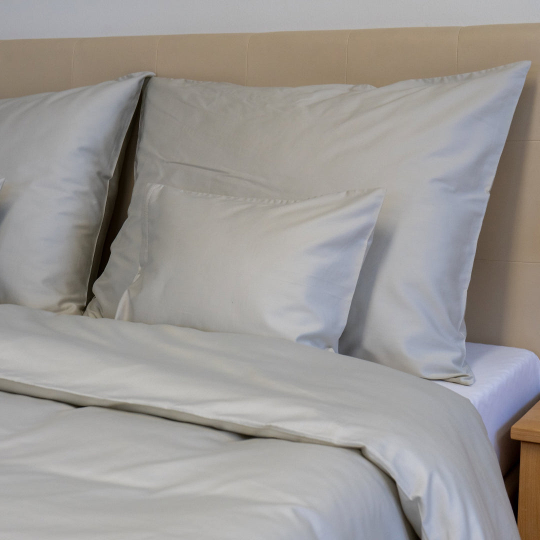 Beige plain satin bed linen set - TC 300